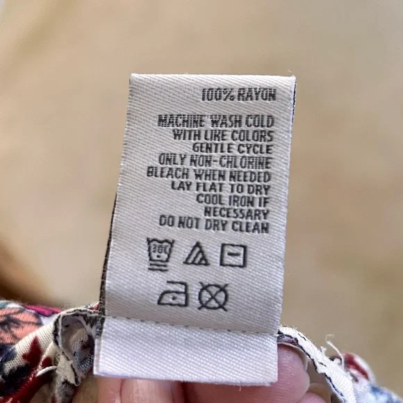 🏈 American Rag Racerback Tank Medium - Picture 7 of 7